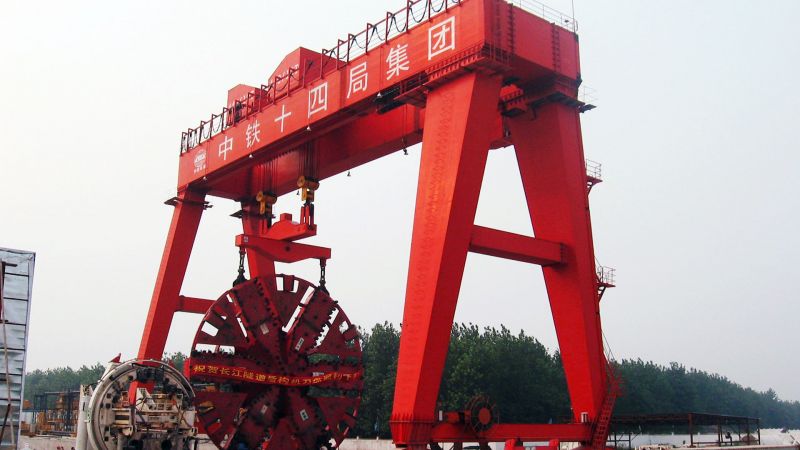 盾構門式起重機