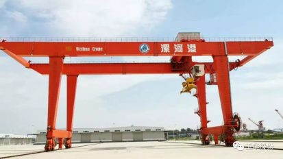   衛(wèi)華起重，飛天入海！